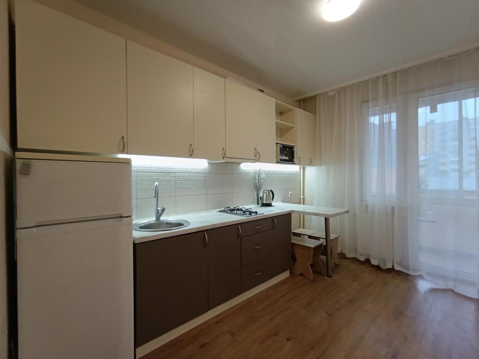 Квартира З Ремонтом Між Залізничним Вокзалом І Центром Lviv Exterior foto